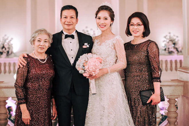 Gia đình Shark Phạm Thanh Hưng tại lễ cưới vào tháng 03/2018