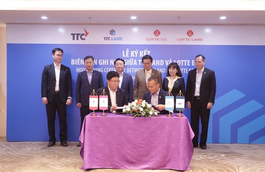 Ông Nguyễn Đăng Thanh tại Lễ kí kết đầu tư 50 triệu USD giữa Tập đoàn Lotte và TCC Land trên cương vị Chủ tịch TTC Land