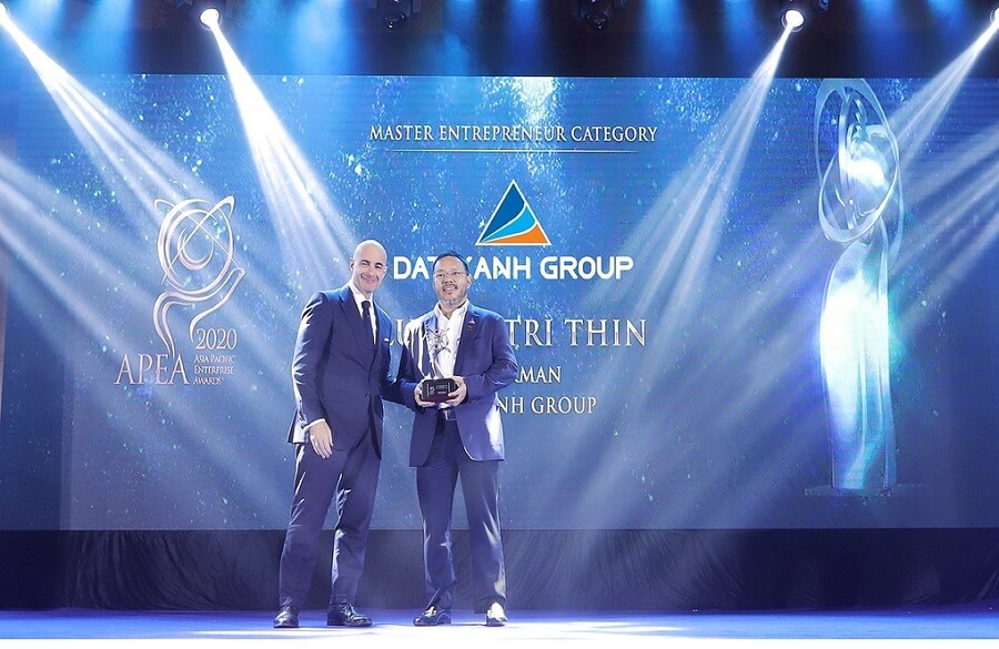 Chủ tịch Lương Trí Thìn đoạt giải thưởng Doanh nhân xuất sắc châu Á năm 2020
