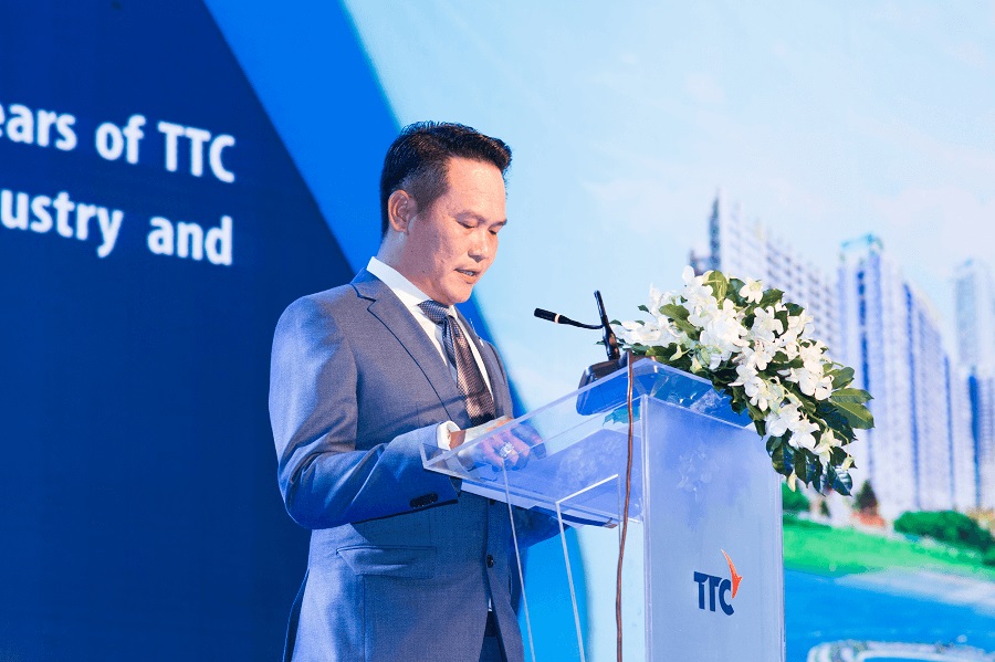 Đặng Hồng Anh hiện giờ là Phó Chủ tịch TTC Group - Chủ tịch sáng lập TTC Land